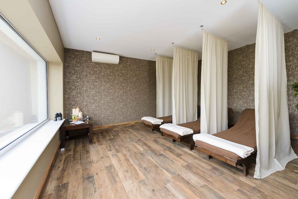 The Hotel 4*